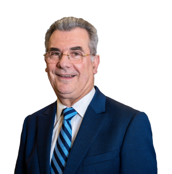 Dr Theo Penklis